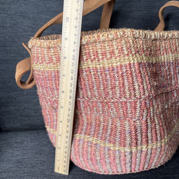 Vintage Sisal Striped Bucket Shoulder Bag Pink Adjustable Leather Strap READ - Picture 3 of 11